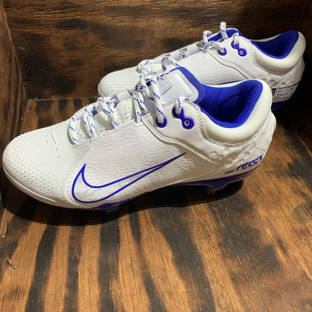 Nike Hyperdiamond 4 Elite White Softball‎ Cleats Women's Size 7  FZ0923-101 New